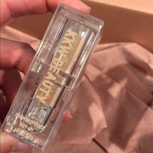 💄 KKW Beauty Creme Lipstick in Nude 3